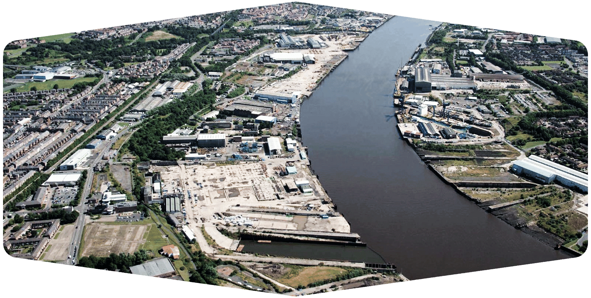 Passer Lars Yard & Quayside Gateshead